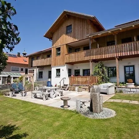 Am Rueckerlhof Moni Waldmünchen